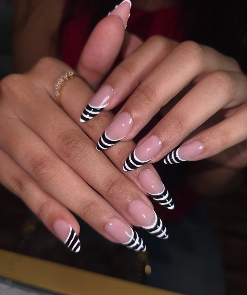 Black and White Stripes